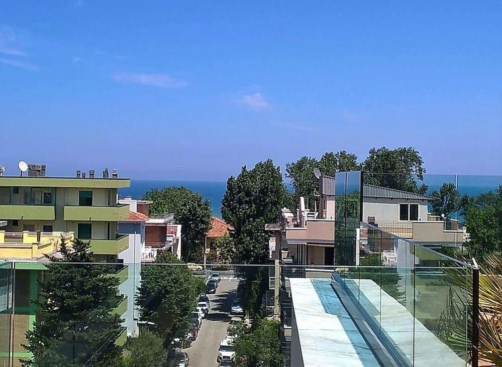 Residence Hotel Albachiara ริมินี ภายนอก รูปภาพ