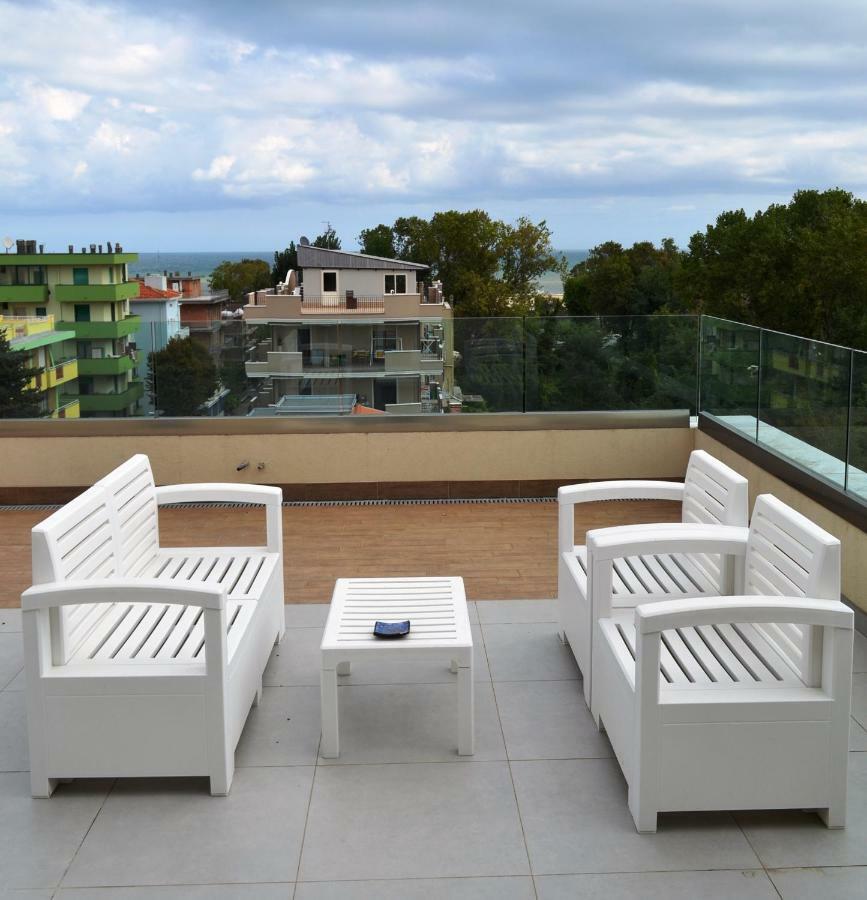 Residence Hotel Albachiara ริมินี ภายนอก รูปภาพ